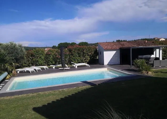 Villa Spacieuse, Lumineuse Avec Piscine *